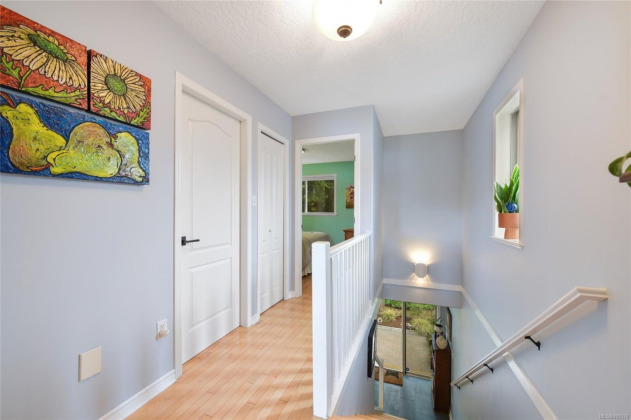 12-127 Aldersmith Pl