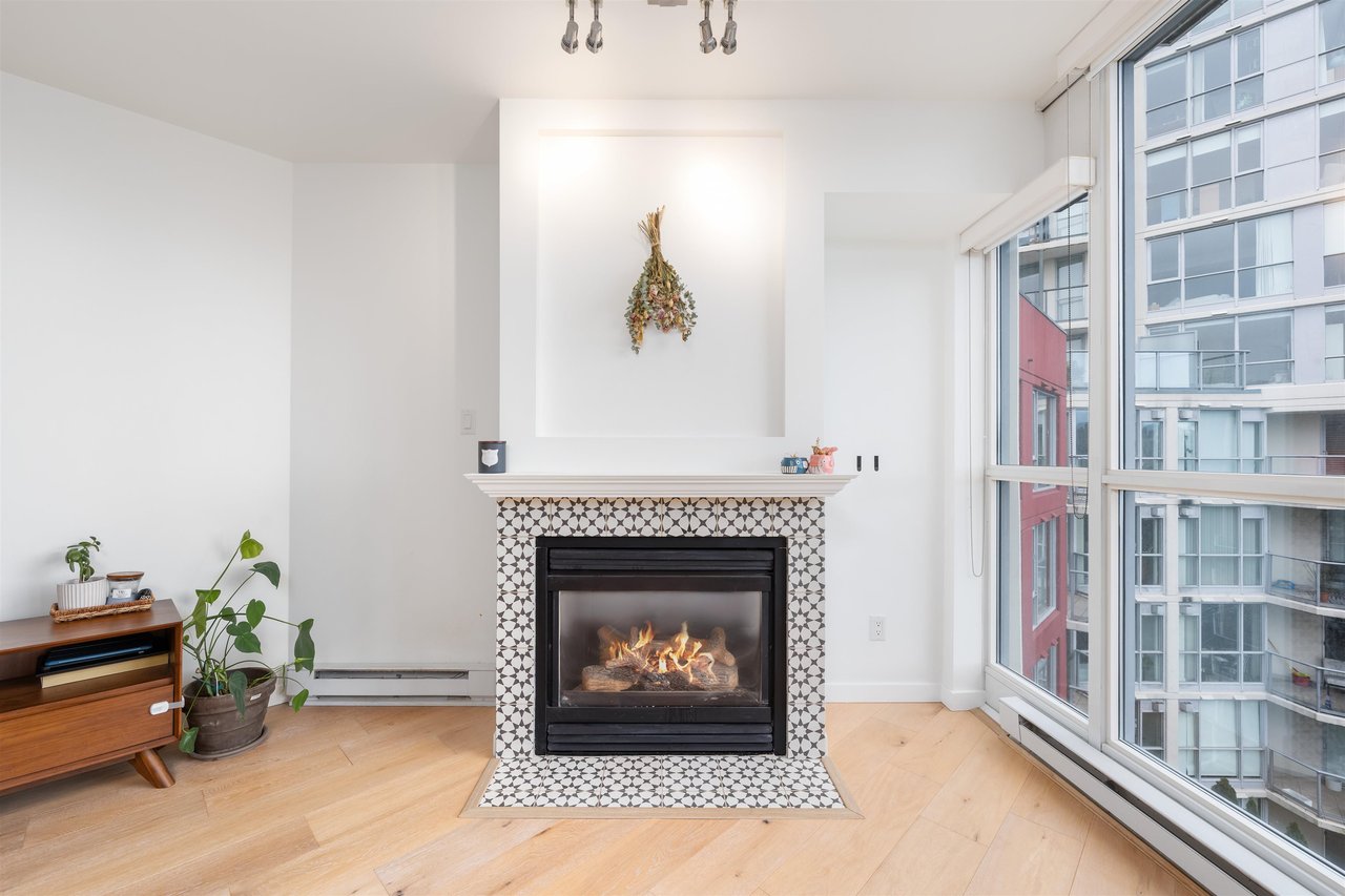 604-1425 W 6th Ave