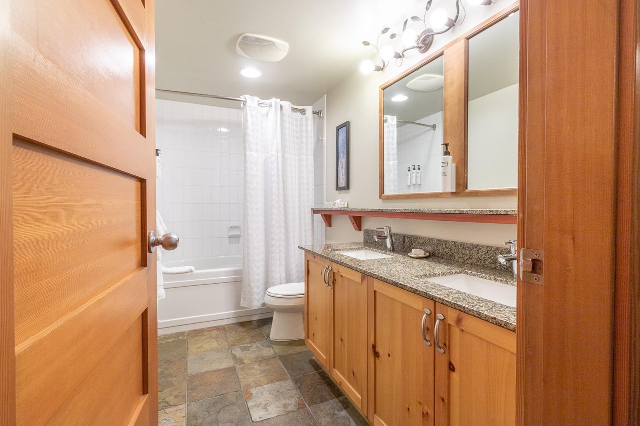 334A-2036 London Lane