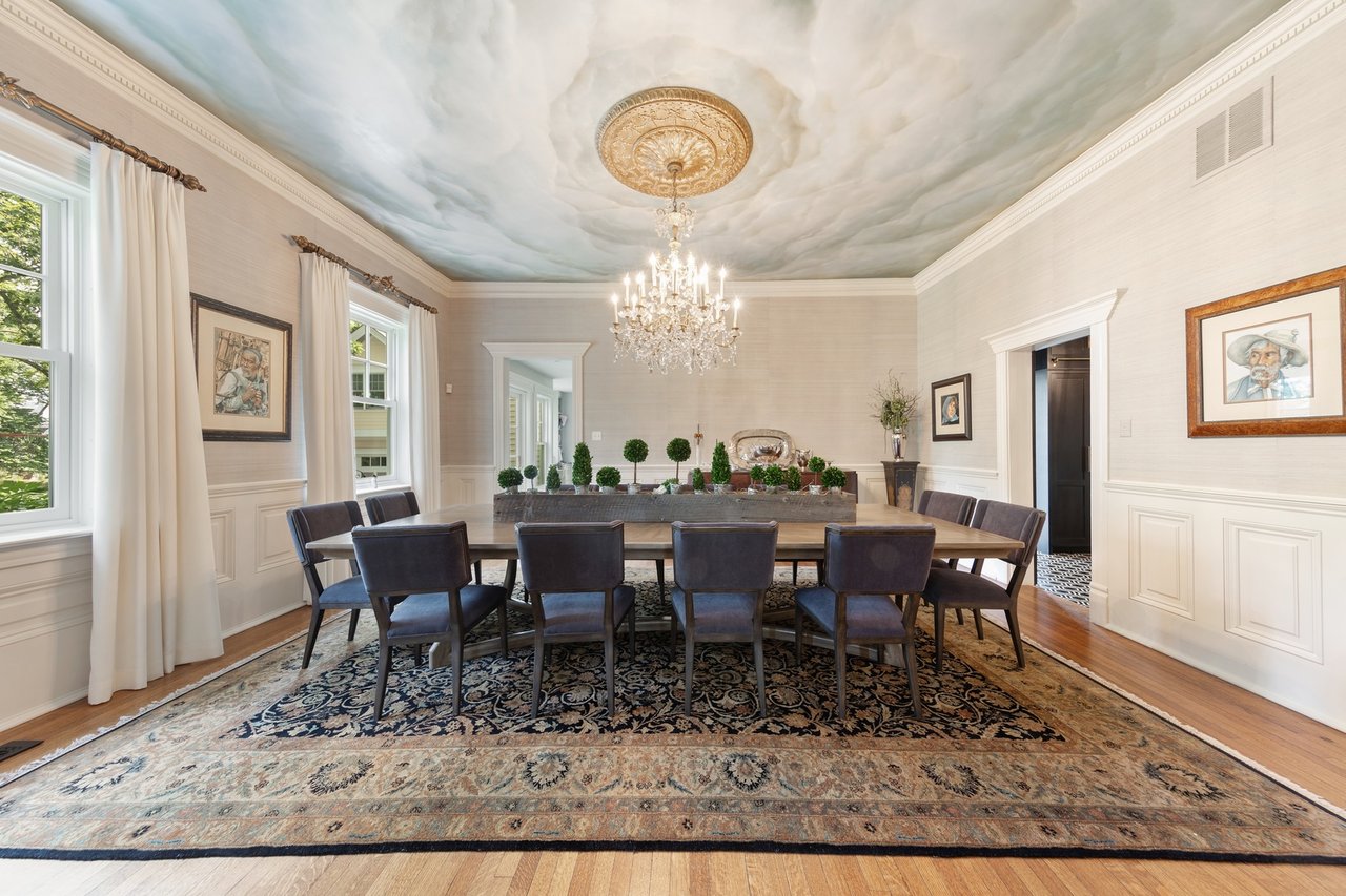 Experience Luxury Living Like Never Before