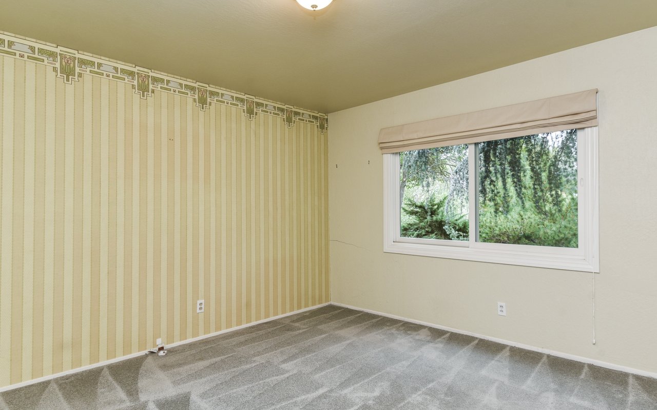 256 Gerry Ct