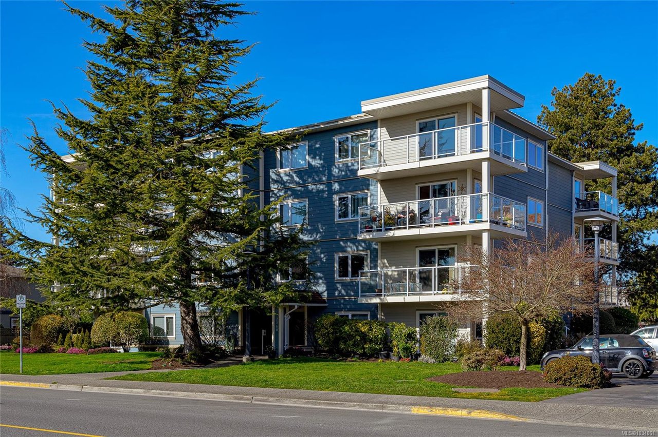 102-2360 James White Blvd