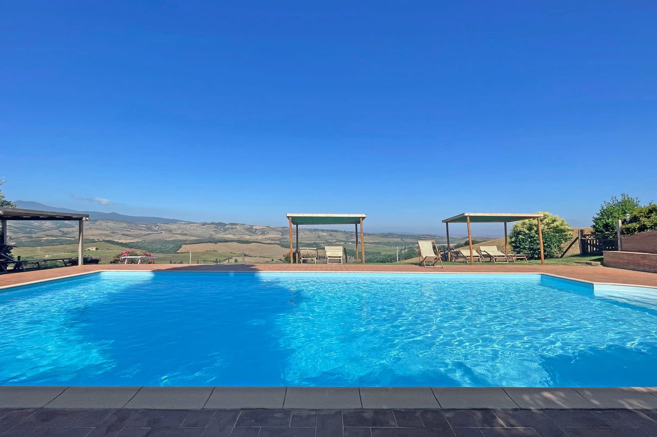 TENUTA IL GRANO “Charming Panoramic Farmhouse For Sale in Val d'Orcia”