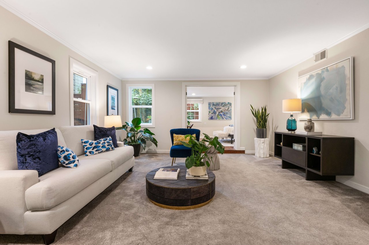 Stylish & Modern Mediterranean
