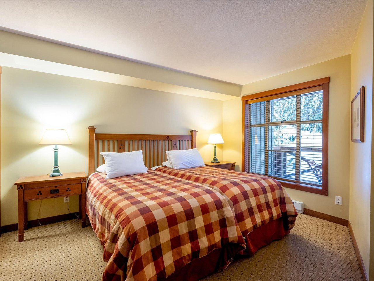 207 G3-4653 Blackcomb Wy
