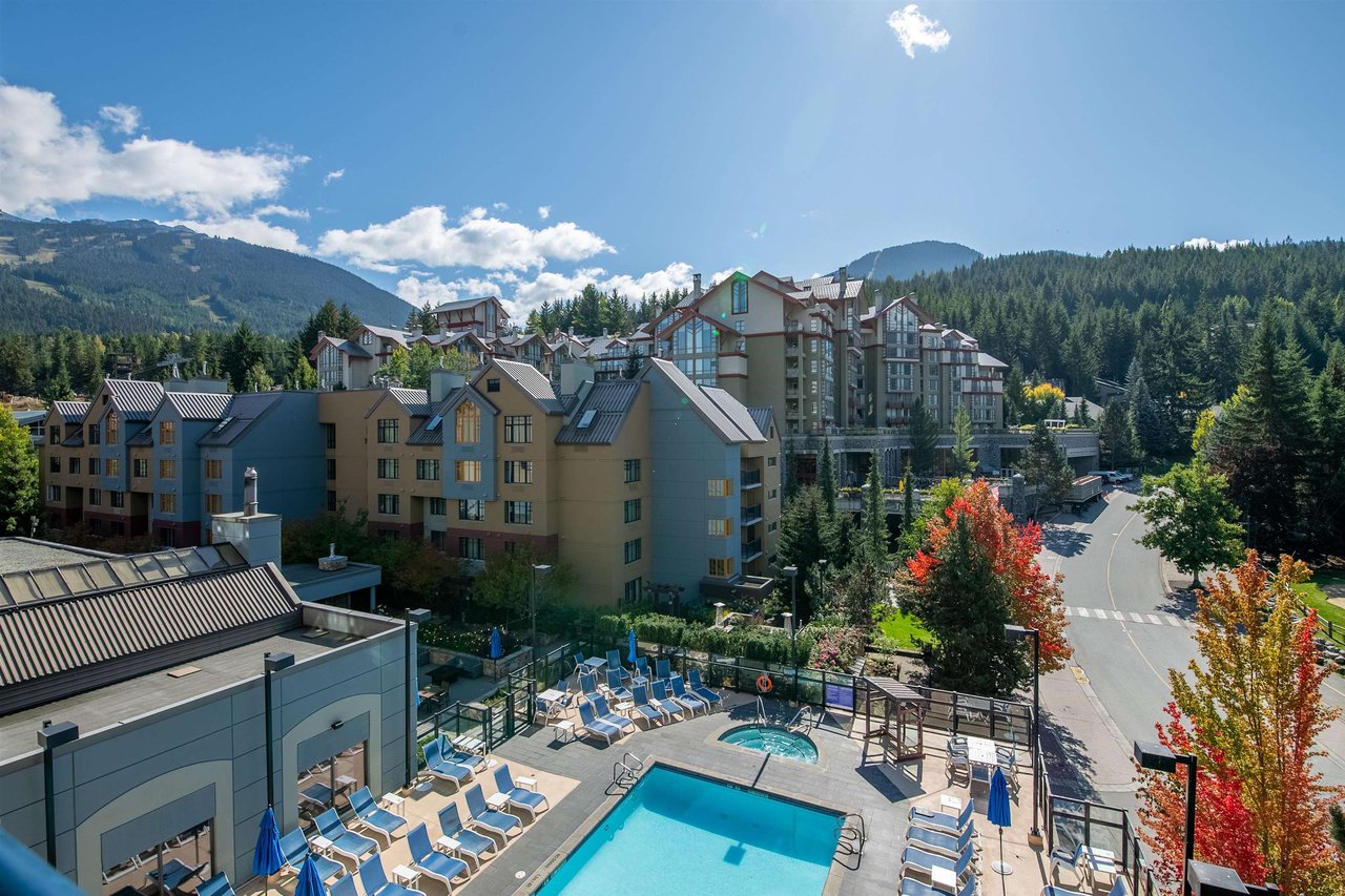 428/430-4050 Whistler Wy