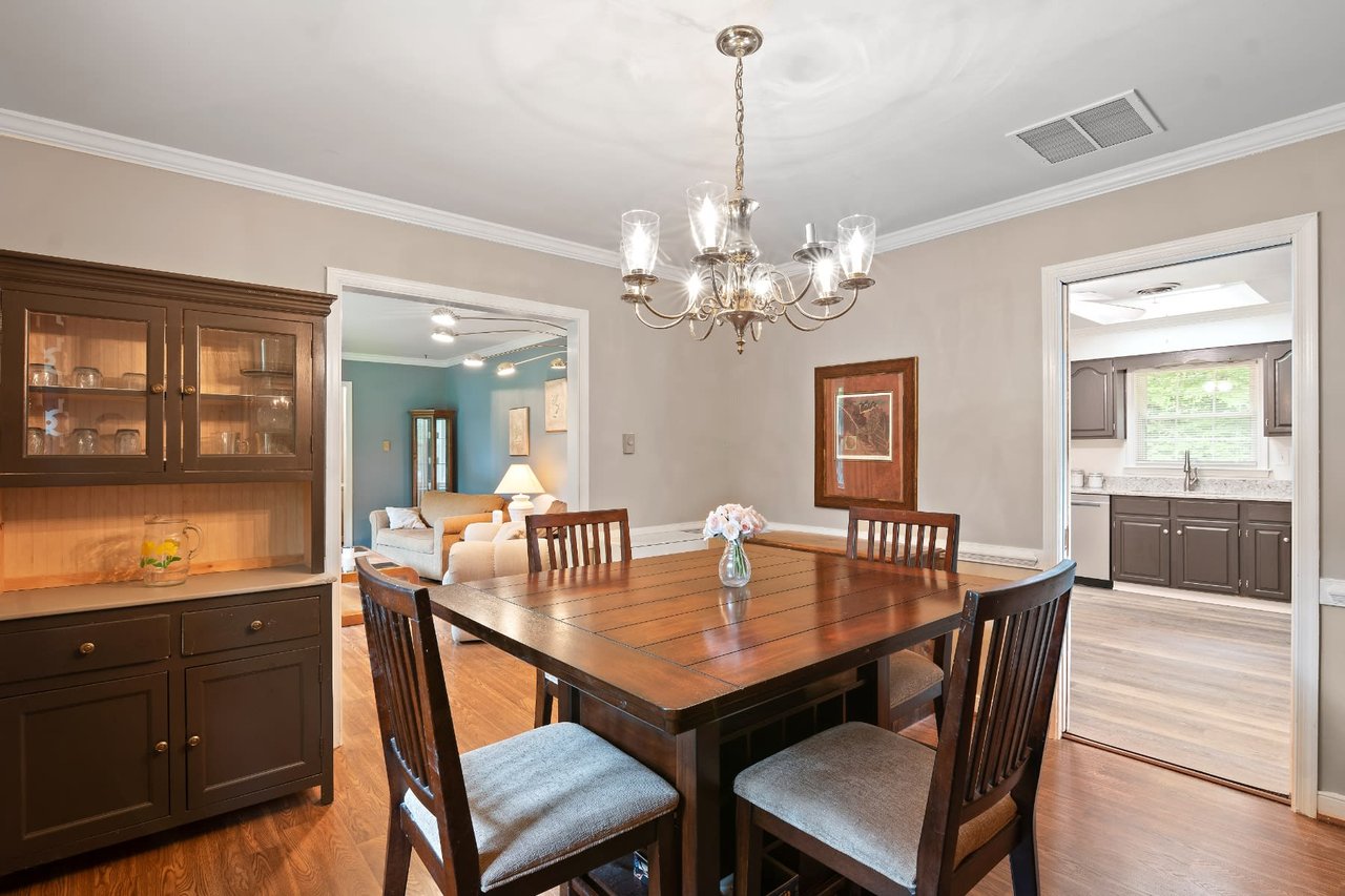 9441 Trails End Road