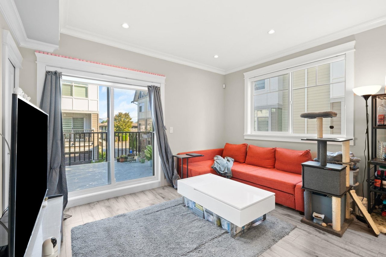 12-9728 Alberta Rd
