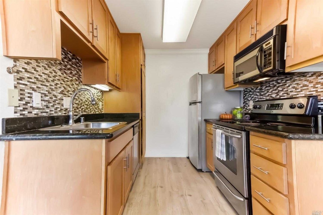 900 Cambridge Dr Unit 152