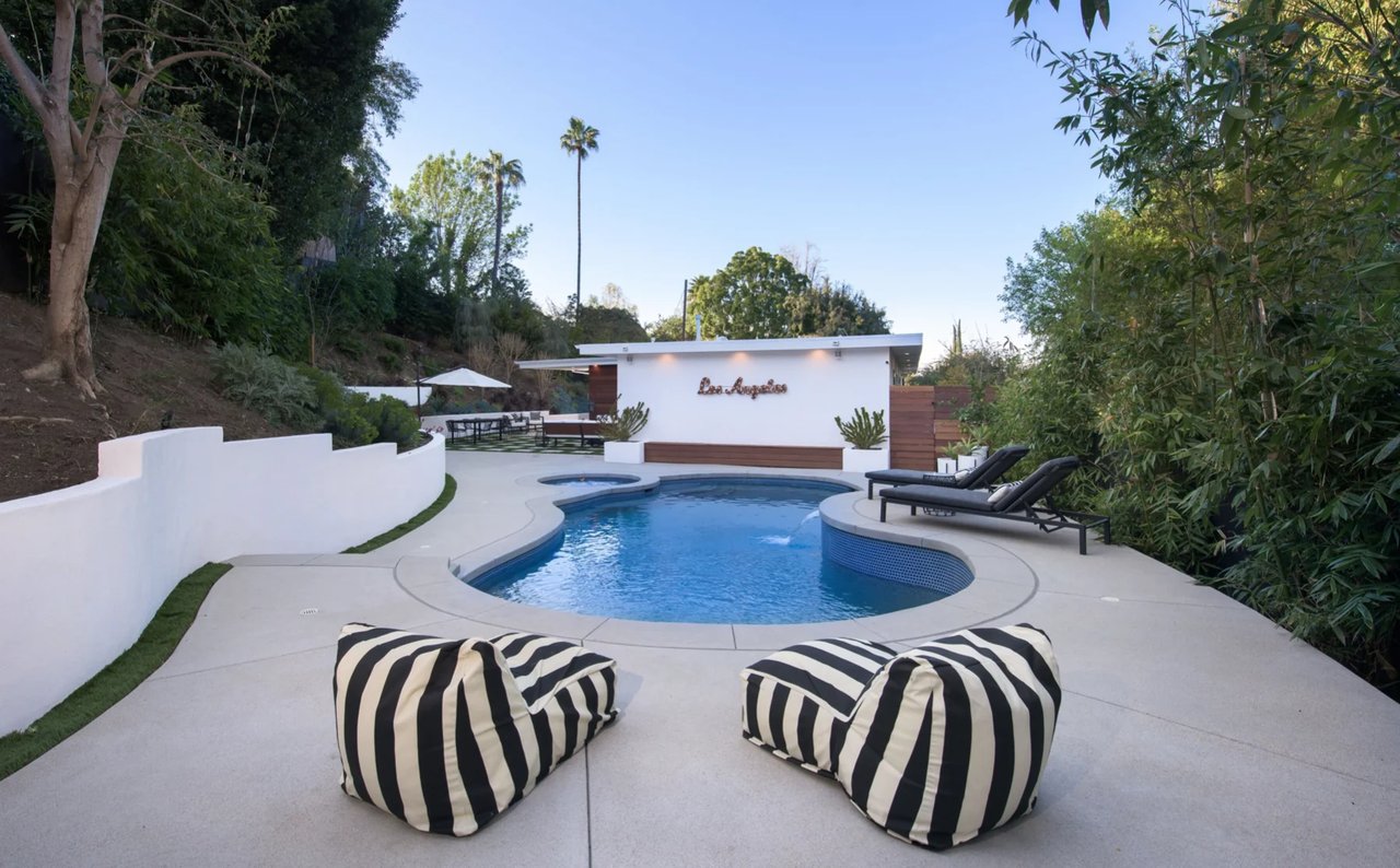 3901 ½ Ventura Canyon