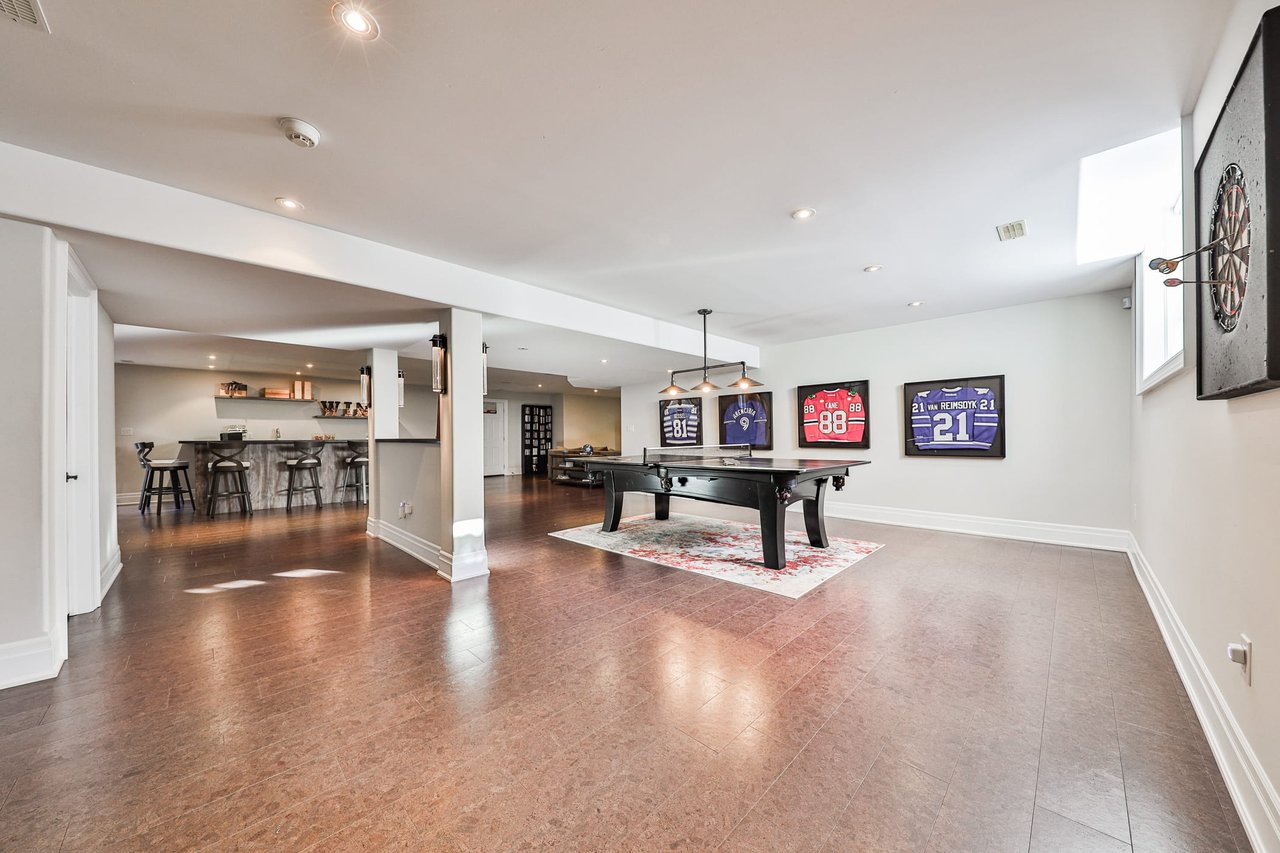 363 Seaton Drive, Oakville