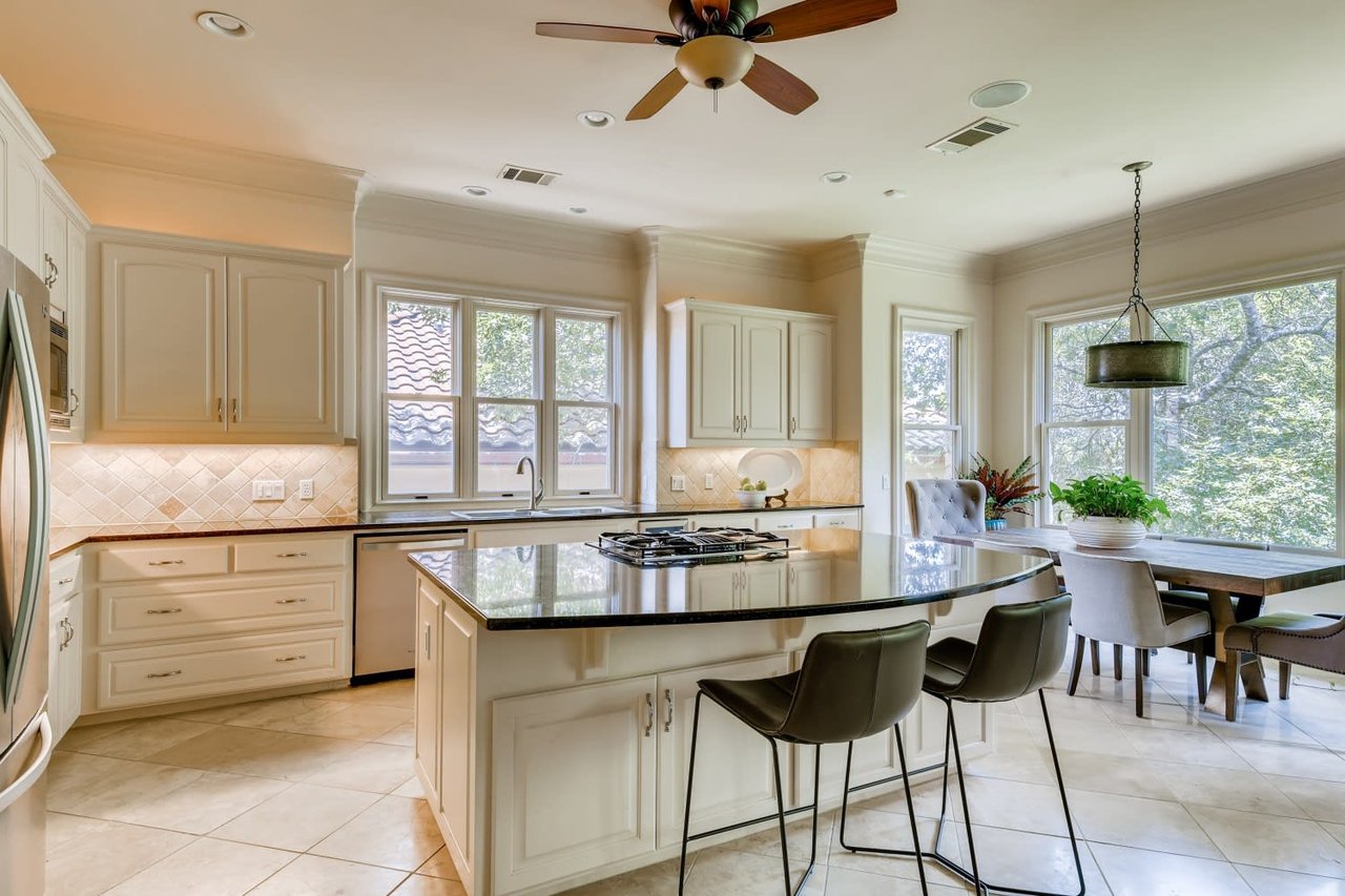 2213 Warbler Way