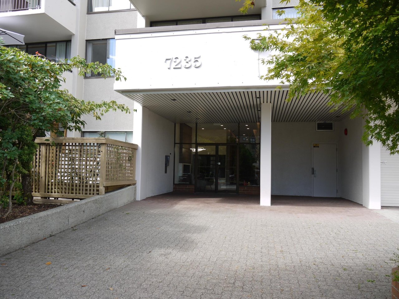 1205-7235 Salisbury Ave