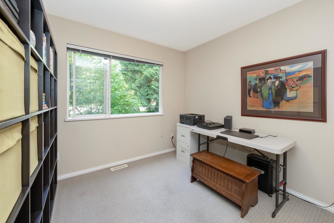 39-8701 16th Ave