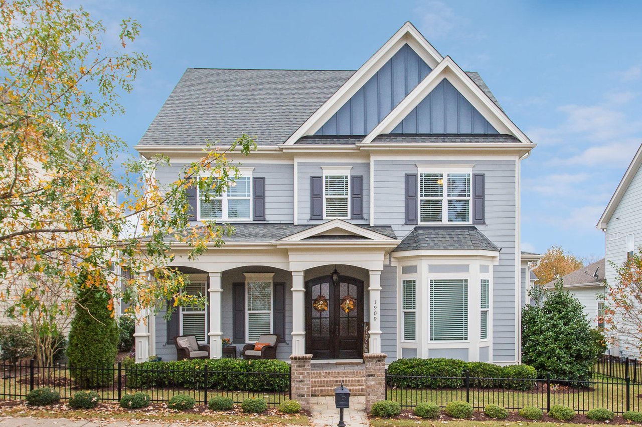 1909 Green Oaks Parkway, Holly Springs NC