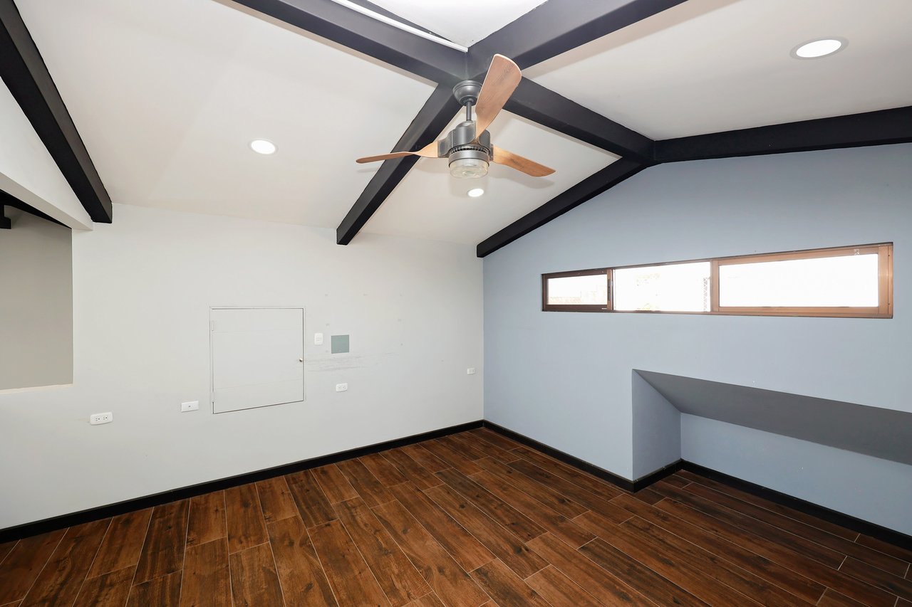 Industrial Loft Style Home, Guacima, Alajuela
