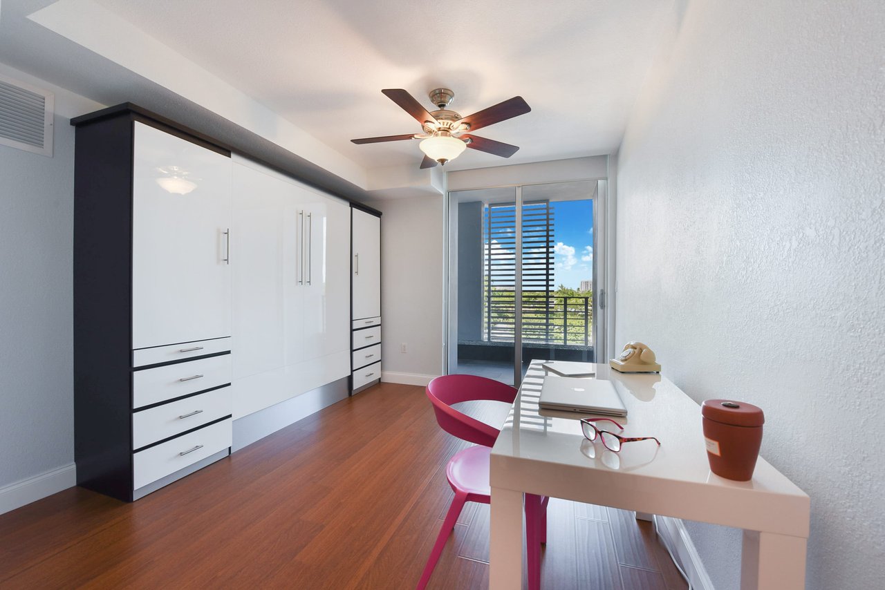 3339 Virginia Street Unit: PH-28