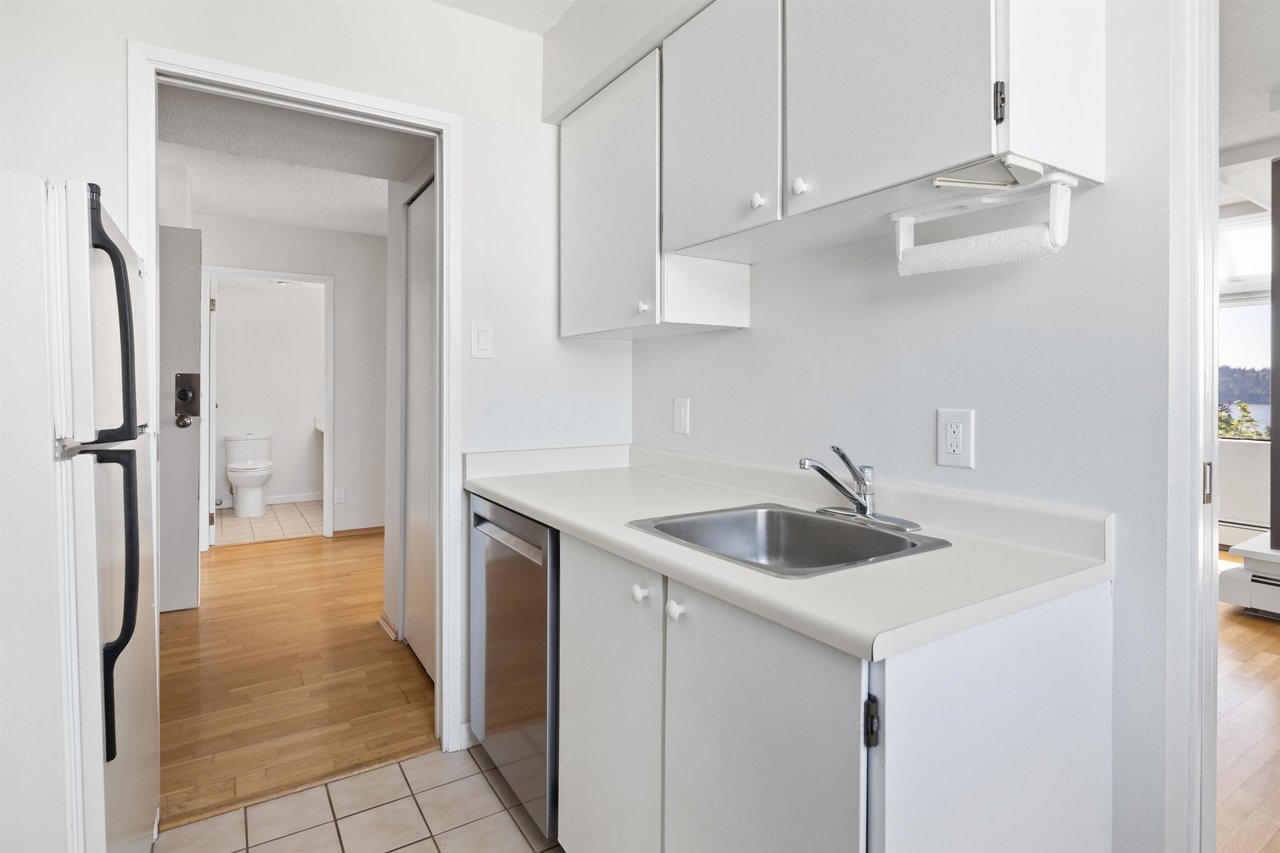 803-1737 Duchess Ave