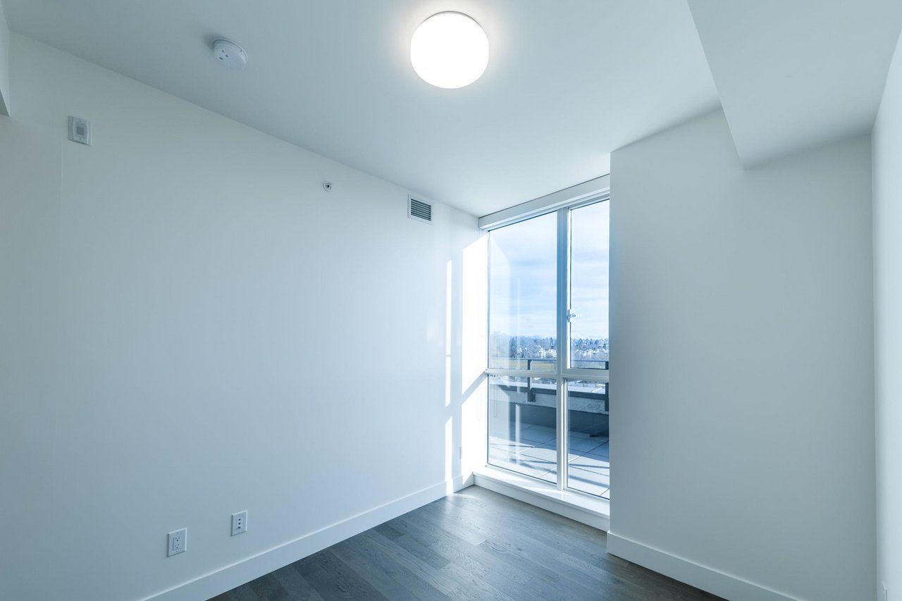 501-7777 Cambie St