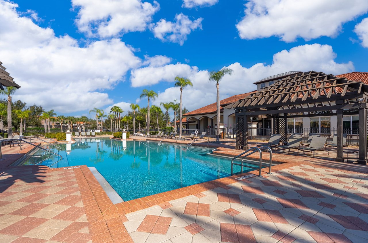 Bella Vida Resort 