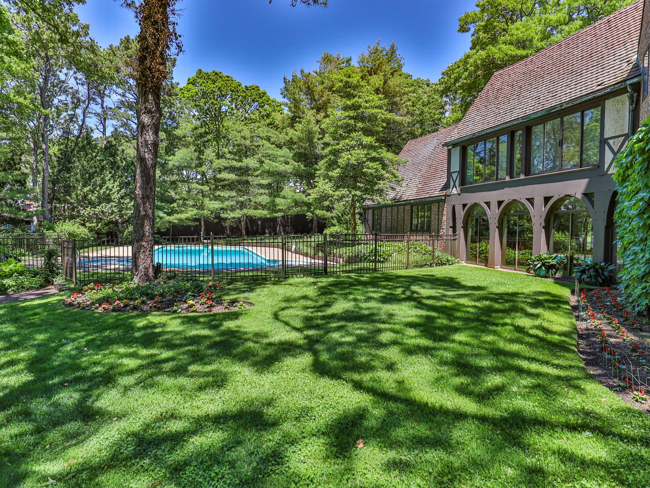 Waterfront Legacy Property on Oyster Harbors