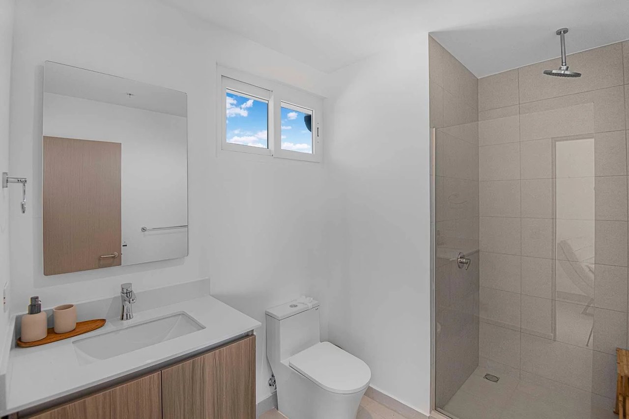 Luxury Oceanview Corner Penthouse, Jaco, Puntarenas