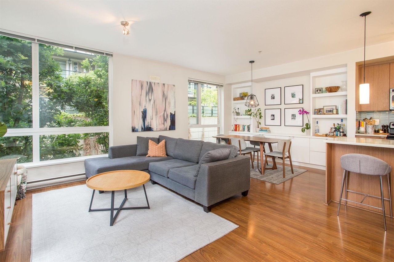 124-735 W 15th St