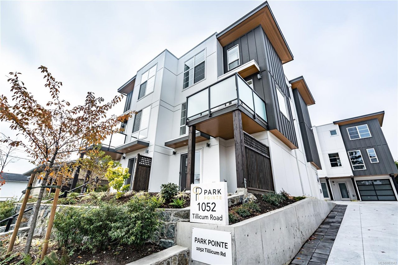 2-1052 Tillicum Rd, Saanich