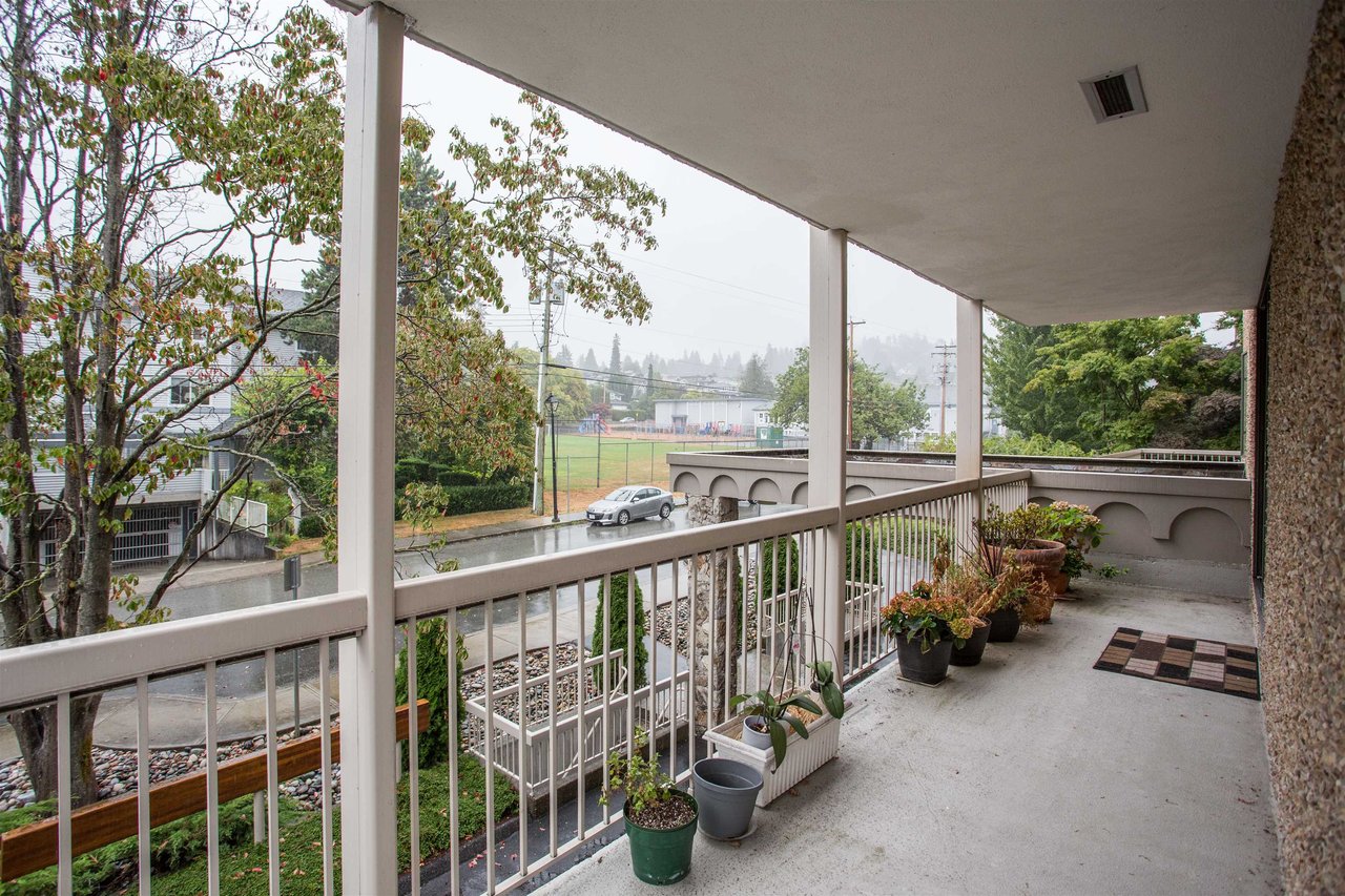 203-1390 Duchess Ave