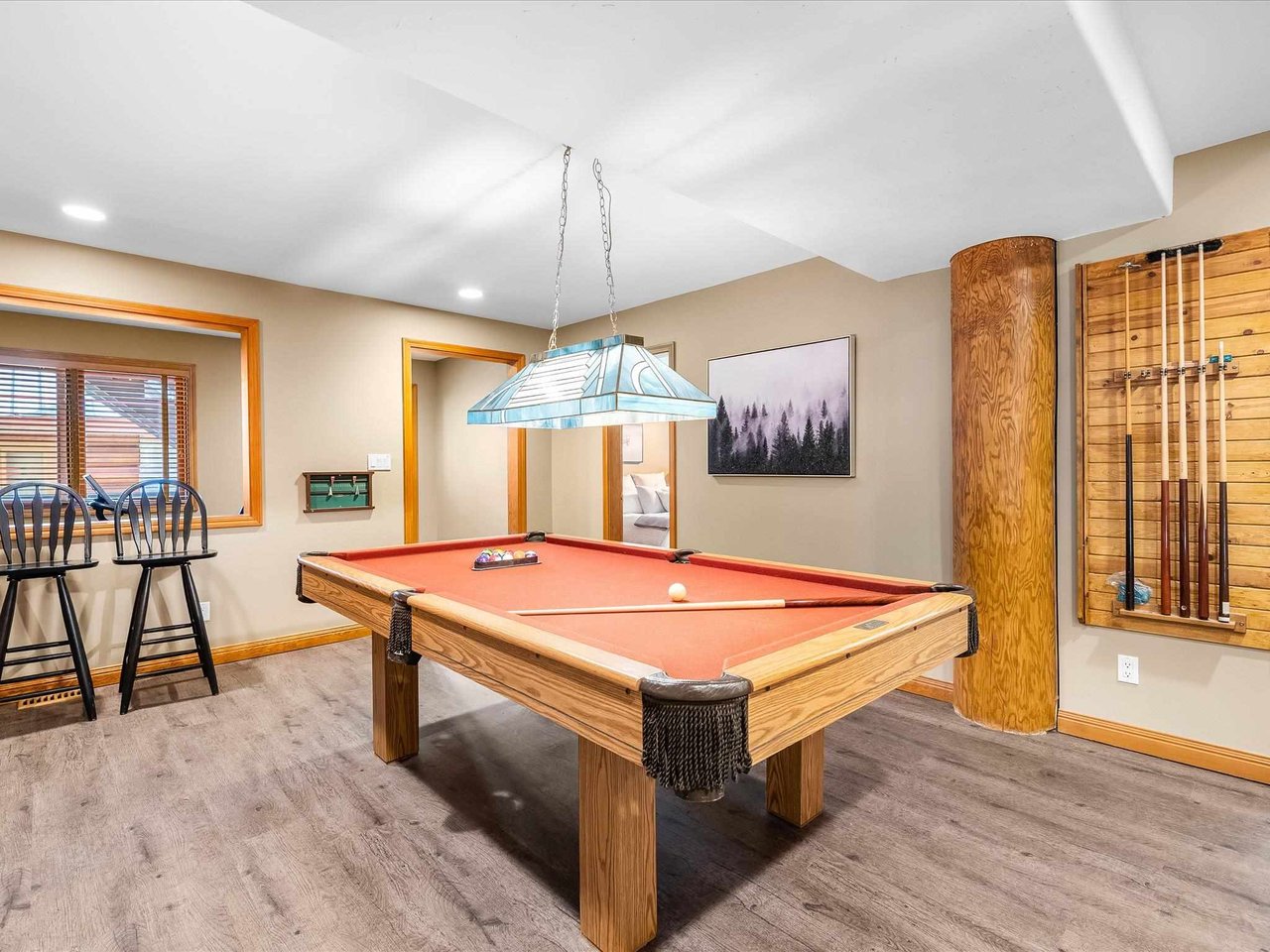 8162 Muirfield Cres