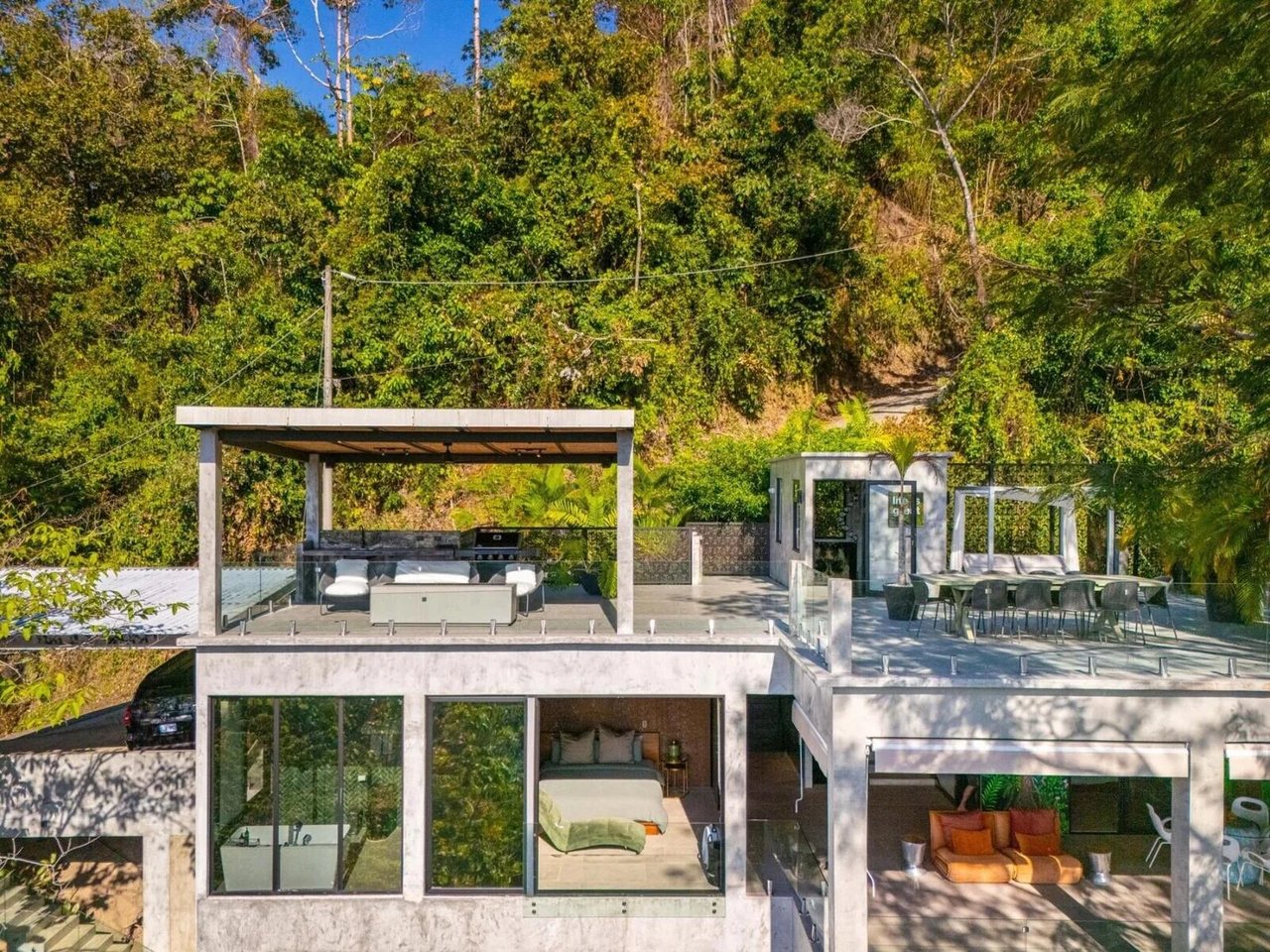 Rooftop Pool Modern Luxury Estate, Manuel Antonio, Puntarenas
