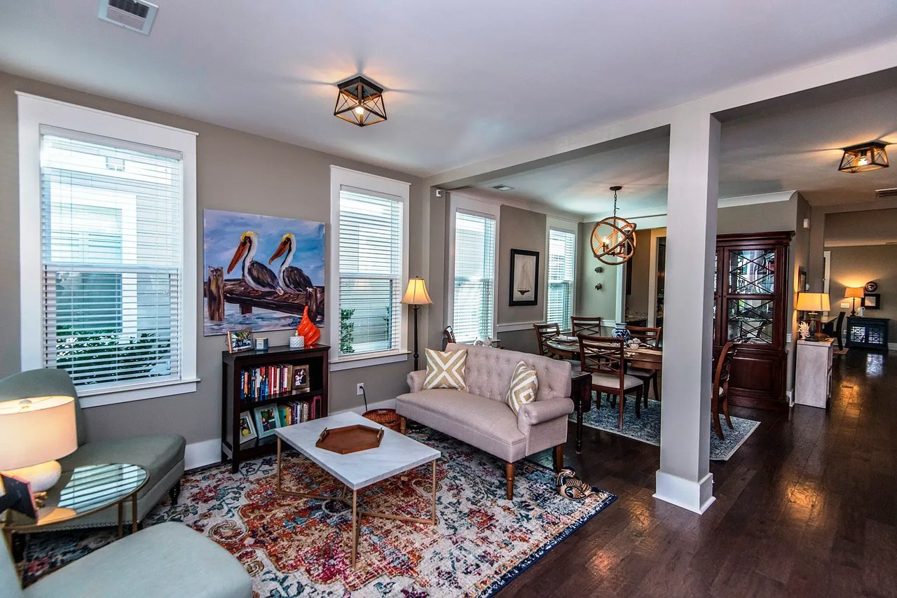 229 Ribbon Rd
