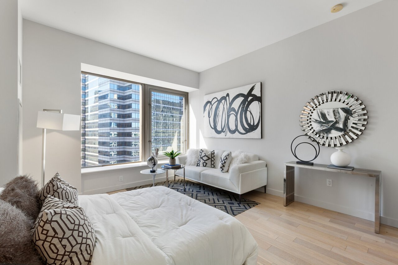 75 Wall Street, Apt 19I