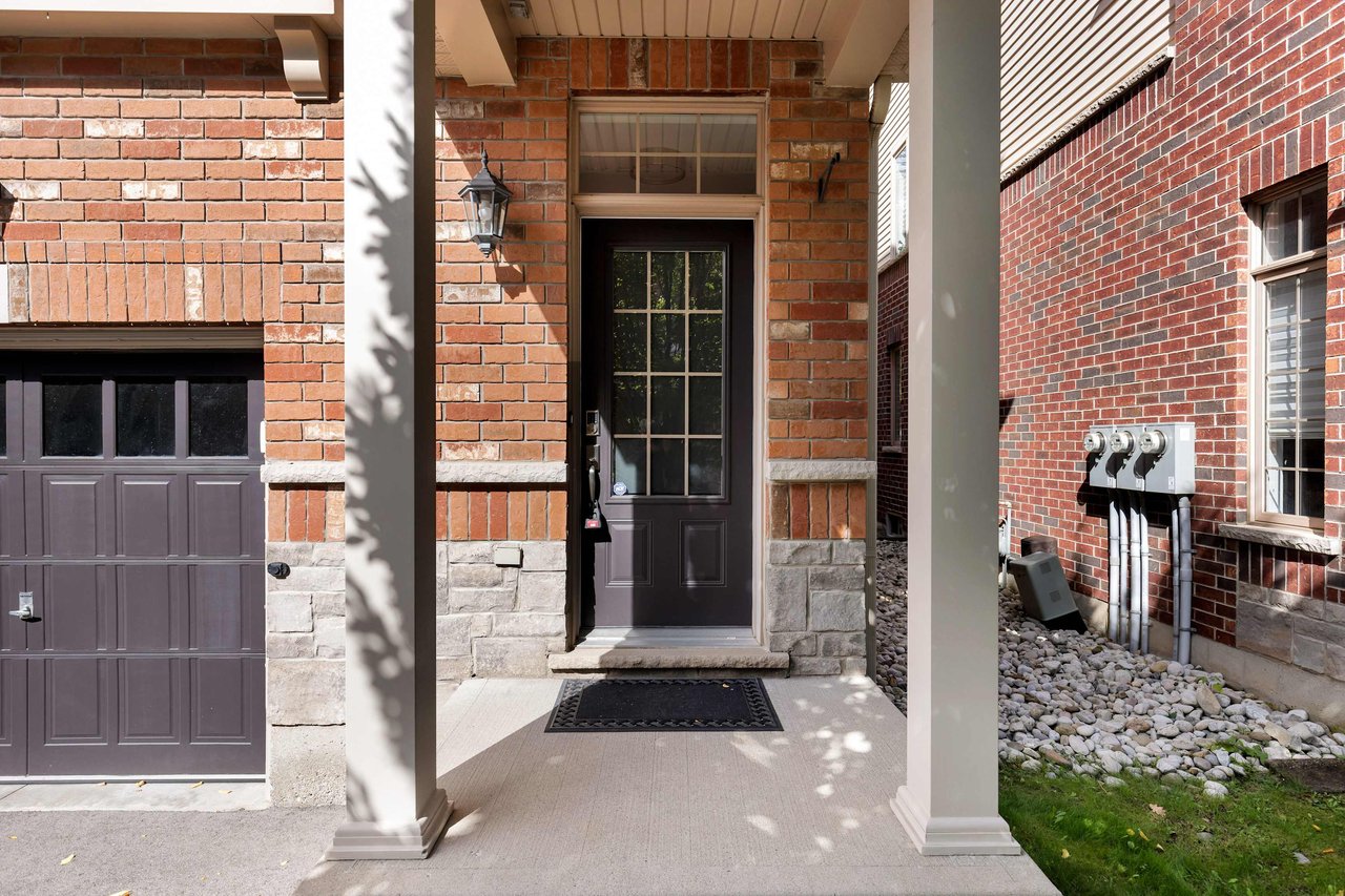 14-4165 Upper Middle Road Unit: 14