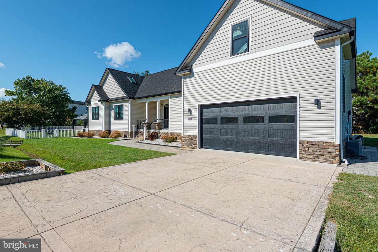 12121 Salt Point Rd