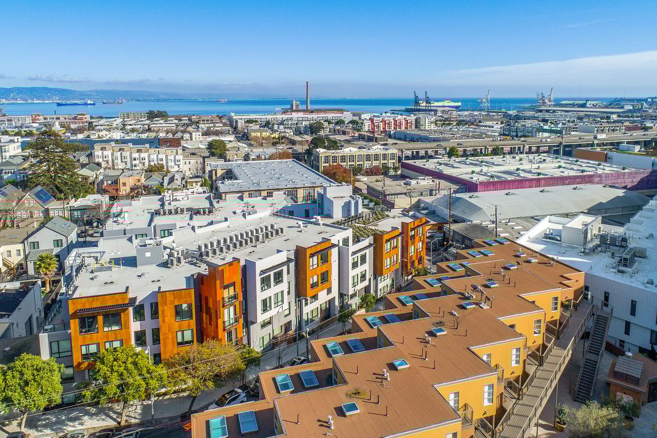 25 Sierra St, #202