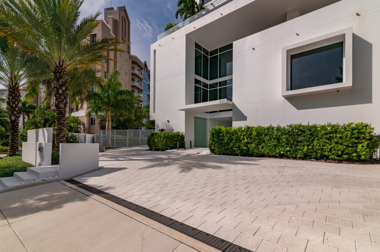 280 Golden Gate Point PH 2