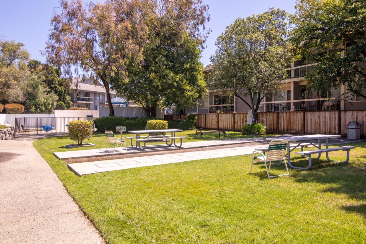 707 Fathom Dr, Unit 203