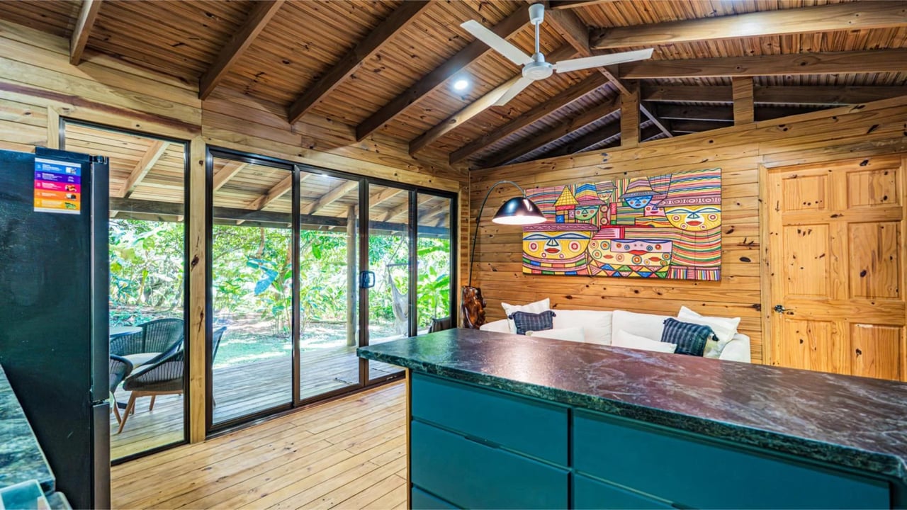 Solar Powered Coastal Luxury Estate, Dominical, Puntarenas