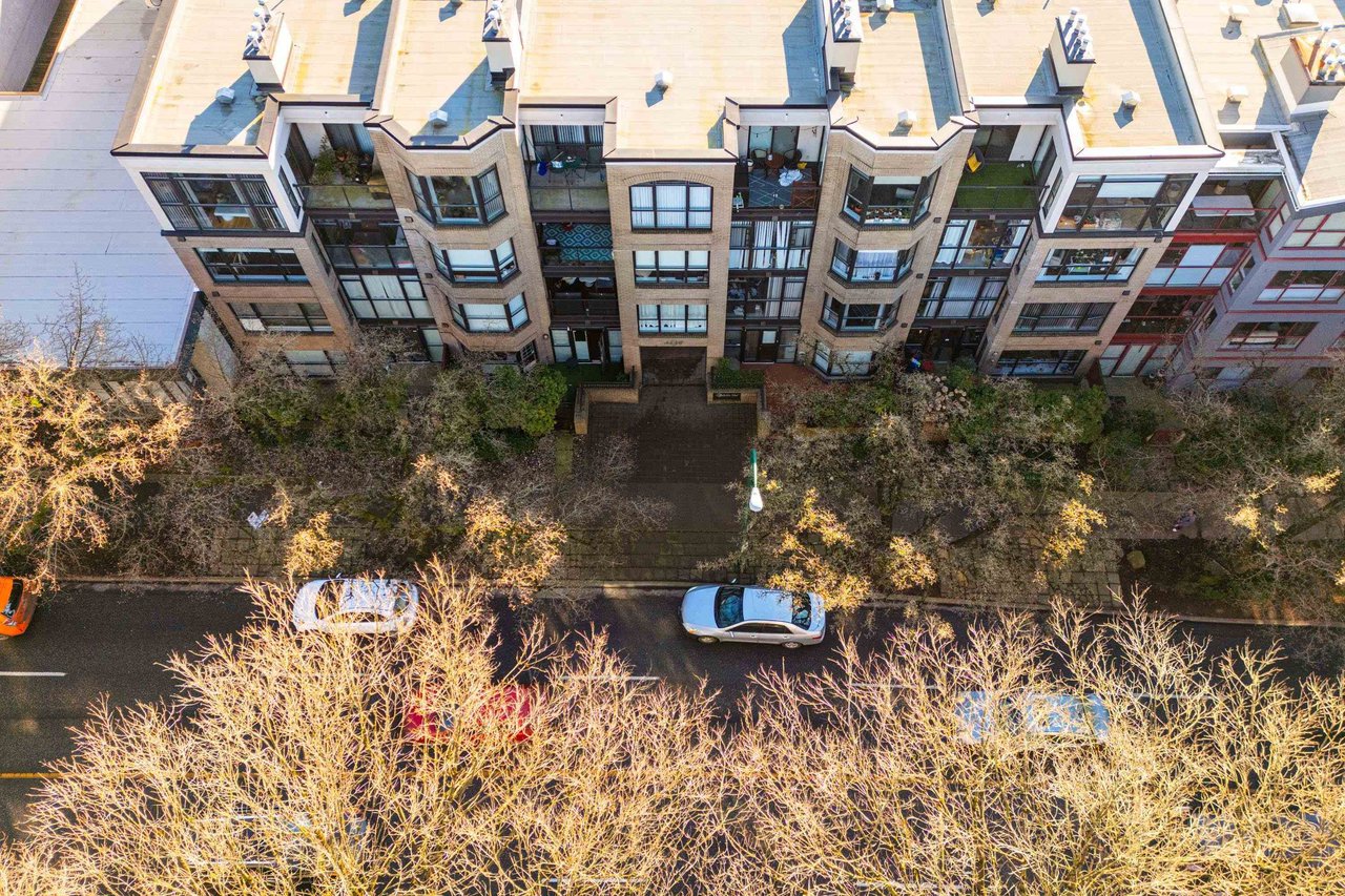 103-2130 W 12th Avenue, Vancouver