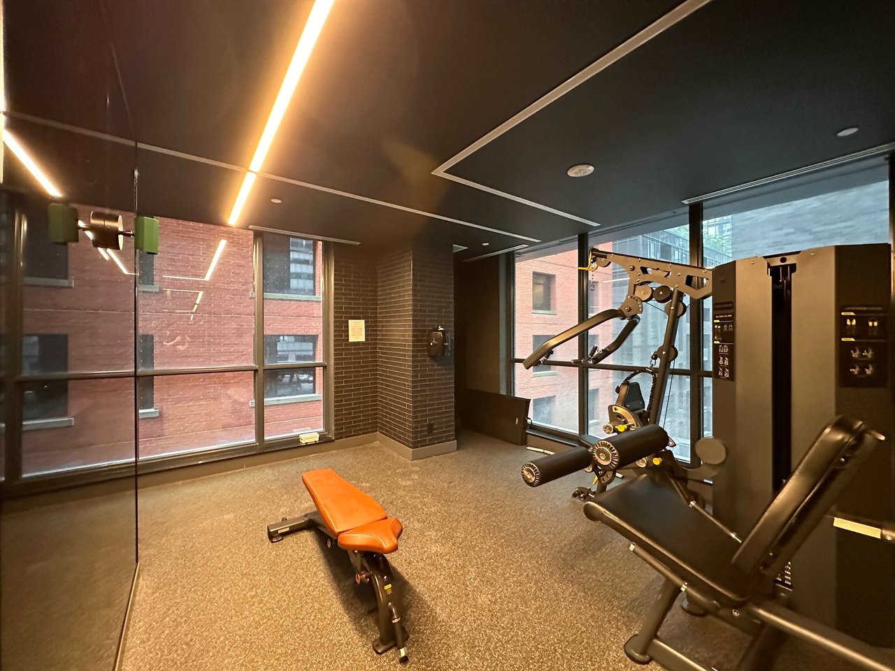 327 King St W, Unit 3601