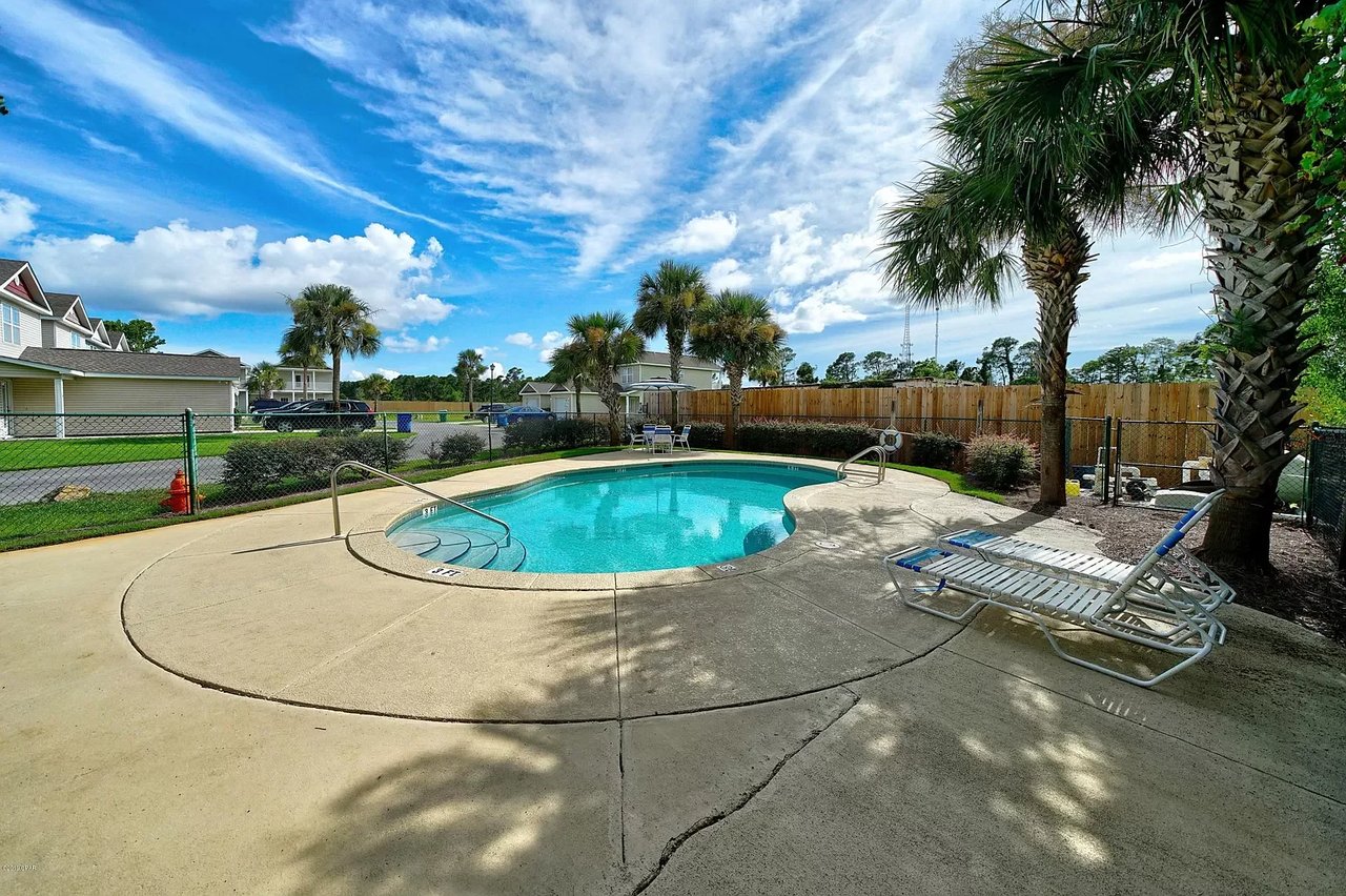 2122 Sterling Cove Boulevard