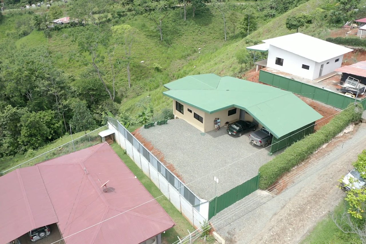 New 3 Bedroom 2 Bath Home In Platanillo