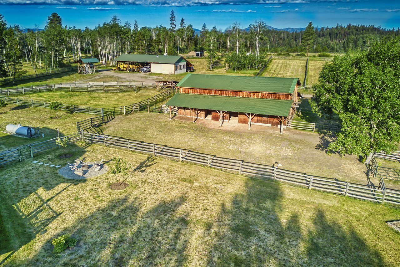 Windy Hills Lakefront Retreat