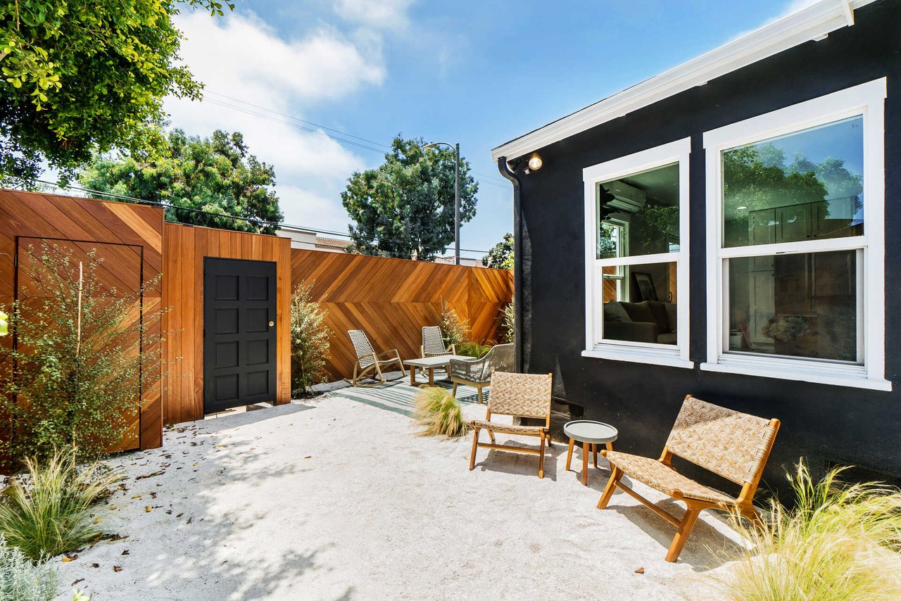 326 4TH AVE