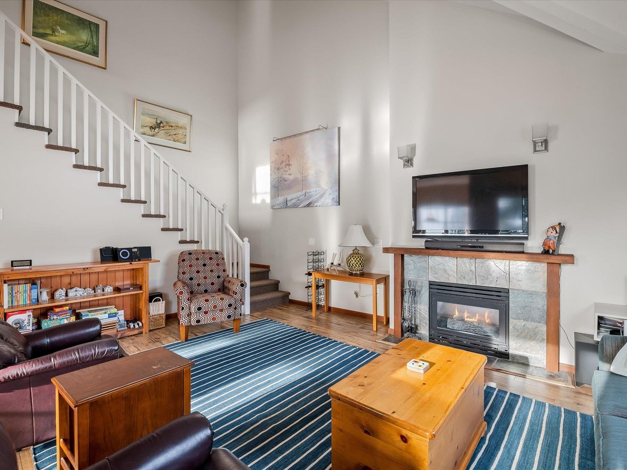 310-3300 Ptarmigan Pl