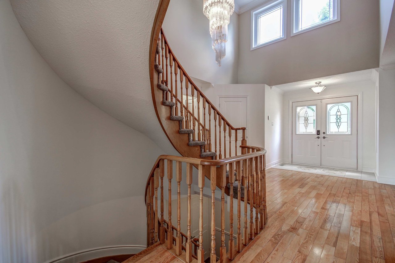 8 Levine Court