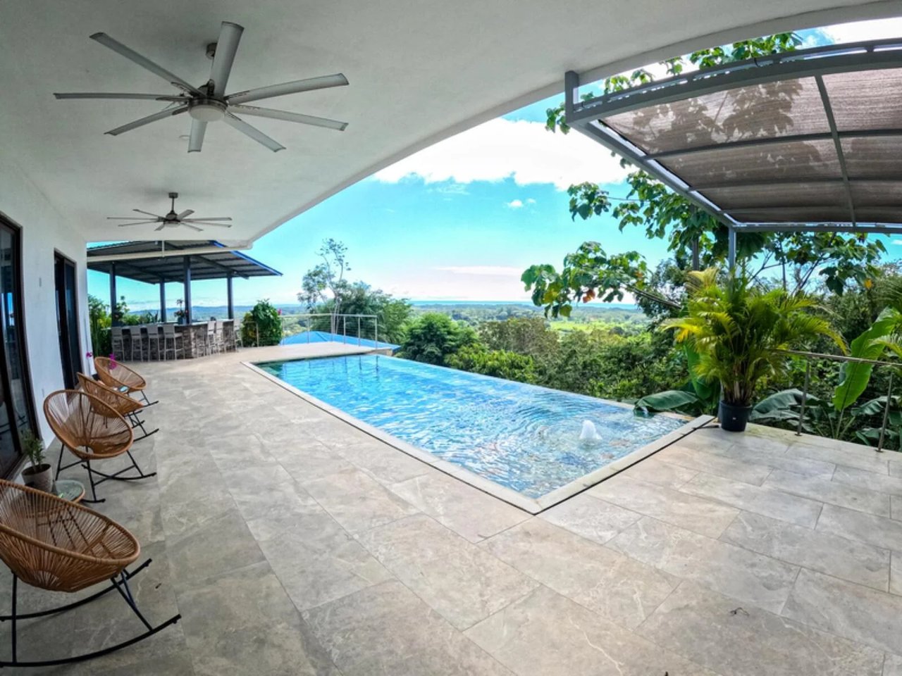 Modern Infinity Pool Estate, Jaco, Puntarenas