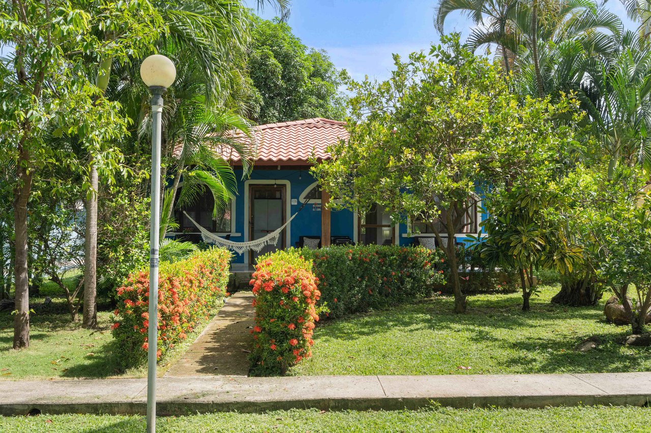 Casa de Cangrejo 401 AB, Villaggio II | Near the Coast Condominium For Sale in Playa Potrero