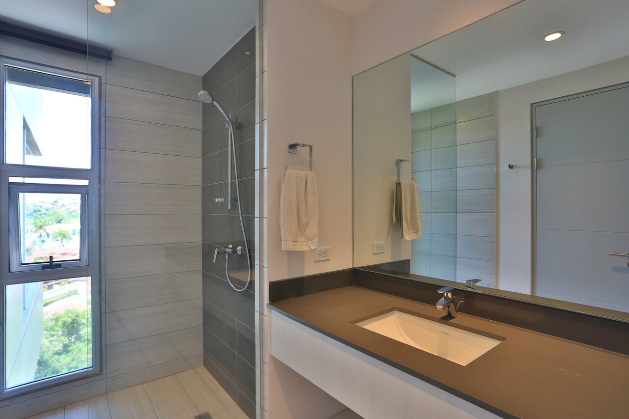 Modern Central Park Residence, Escazu, San Jose